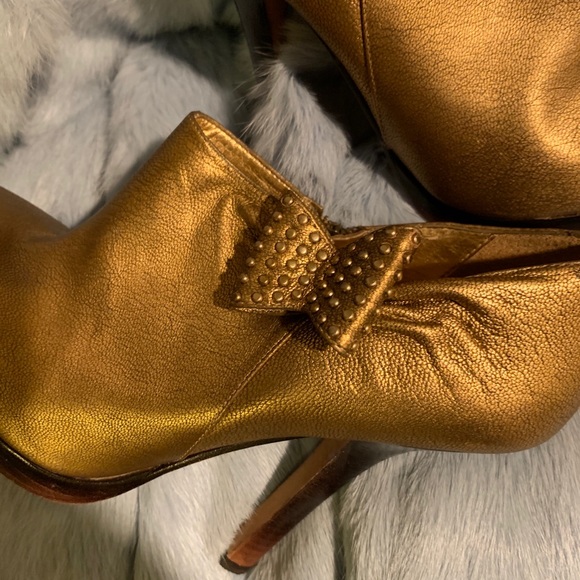 GOLD STUDDED BOW TIE ANKLE BOOT - Picture 4 of 15